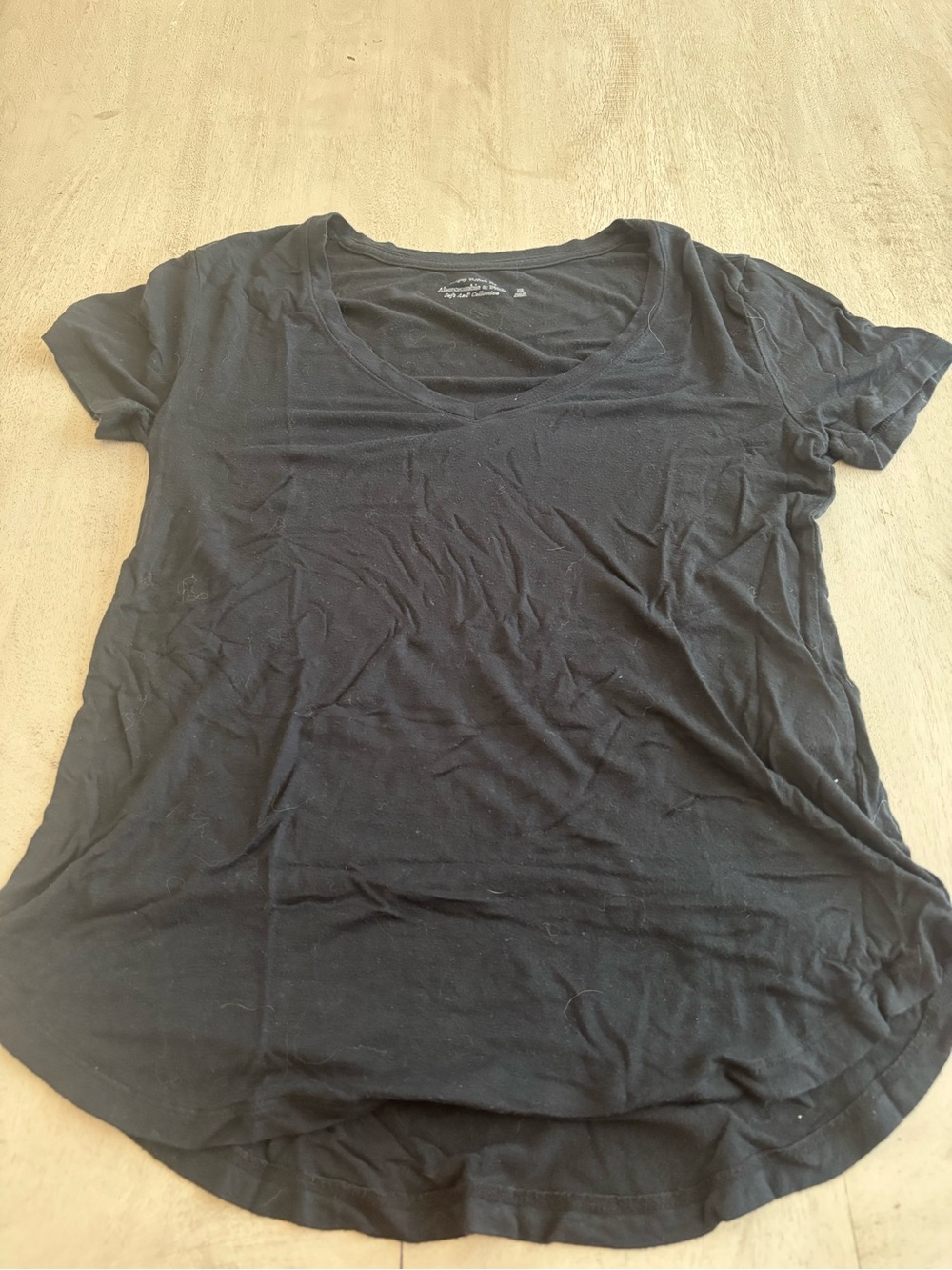 Abercrombie & Fitch Black V-Neck Short Sleeve Tee